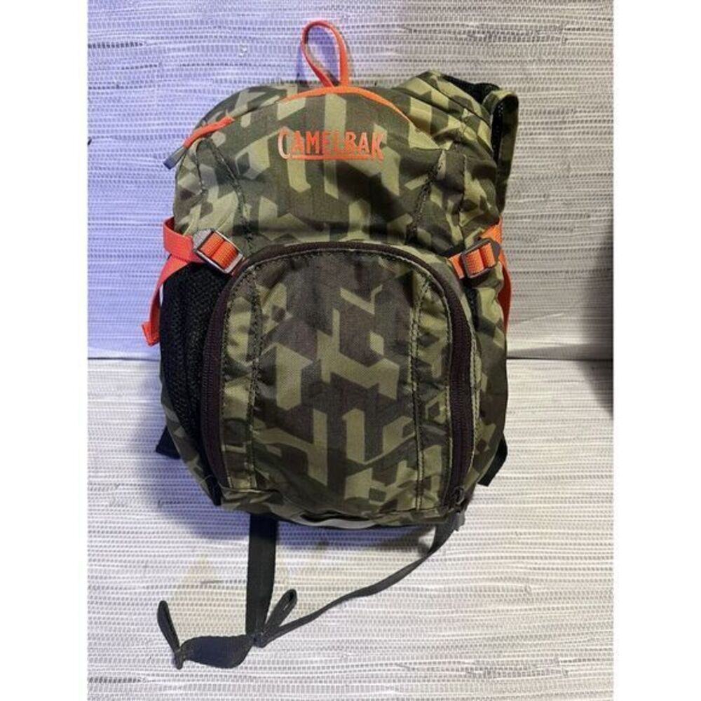Camelbak Hydration Backpack Camo‎ Camouflage Hiking Water Bladder Green